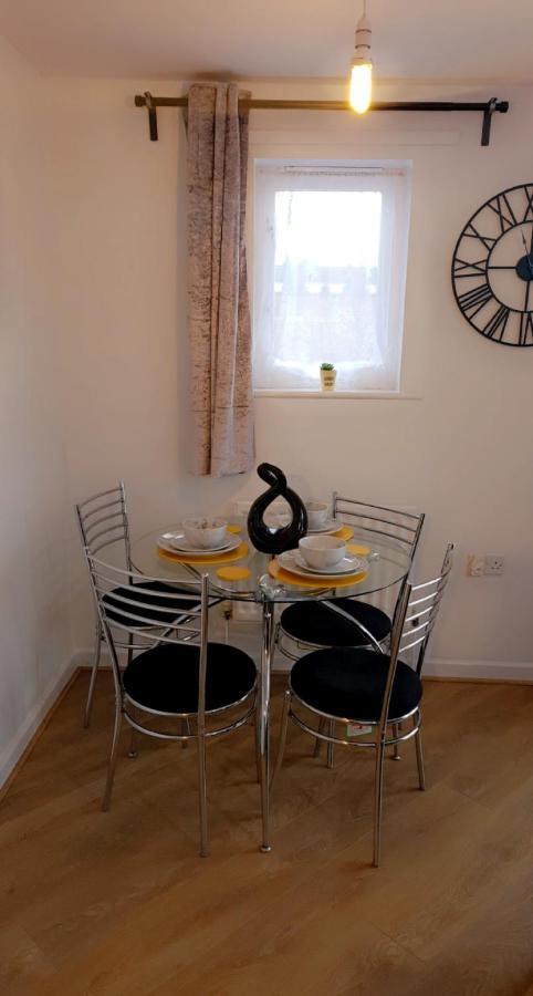 1 Bed Apartment, Peckham Rye Londra Esterno foto
