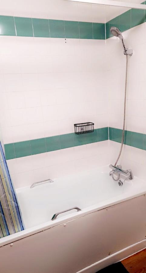 1 Bed Apartment, Peckham Rye Londra Esterno foto